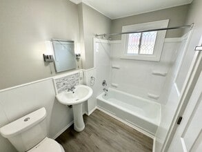 48 Waterman St in Lockport, NY - Building Photo - Building Photo