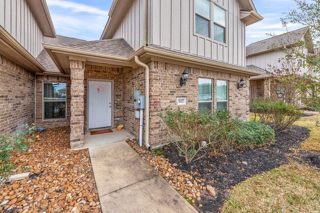 AUGUST 2026 PRE-LEASE!! 4/4 in University Heights in College Station, TX - Building Photo - Building Photo