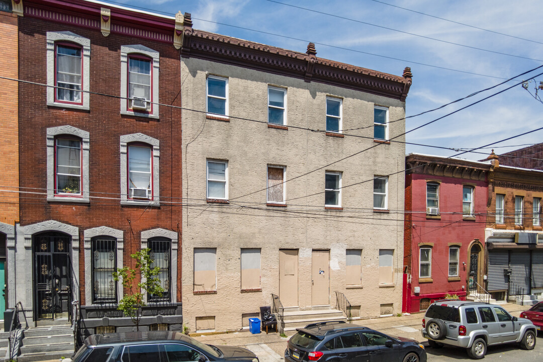 2516-2518 N 5th St in Philadelphia, PA - Building Photo