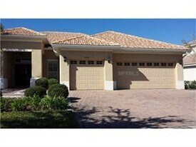 3522 Valleyview Dr in Kissimmee, FL - Building Photo
