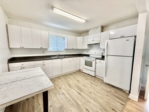 35215 Delair Rd in Abbotsford, BC - Building Photo - Building Photo