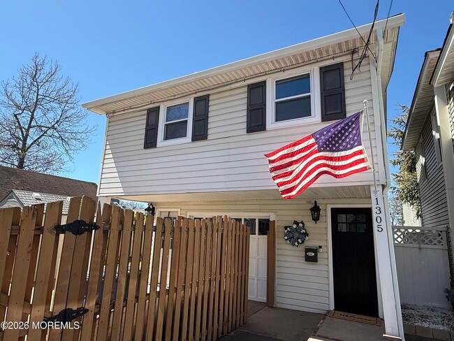 property at 1305 L St