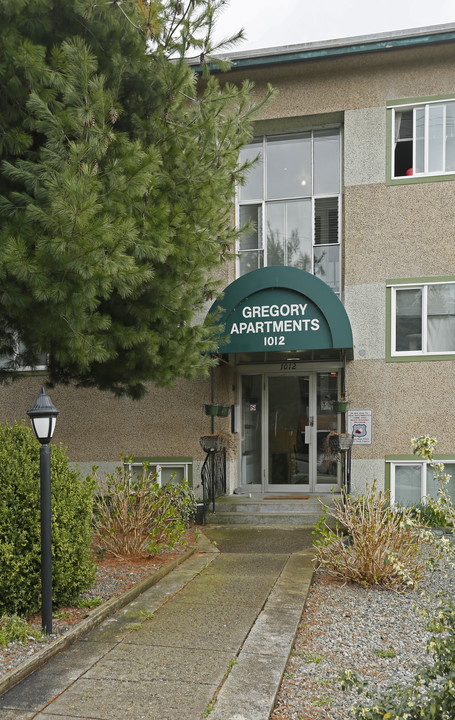 Gregory Apartments in New Westminster, BC - Building Photo