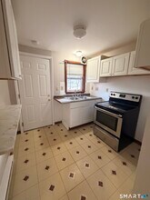 844 Field St in Naugatuck, CT - Building Photo - Building Photo