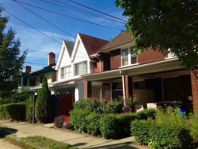 property at 2318 Eldridge St
