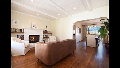 121 Vía Los Altos in Redondo Beach, CA - Building Photo - Building Photo
