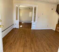 154 Ohio St, Unit 154 Ohio st Apt 2 in Bangor, ME - Building Photo - Building Photo