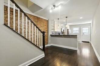 127 W Randall St in Baltimore, MD - Foto de edificio - Building Photo