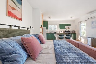 9426 N Edison St in Portland, OR - Building Photo