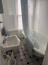 251 Purchase St, Unit 3 in New Bedford, MA - Building Photo - Building Photo