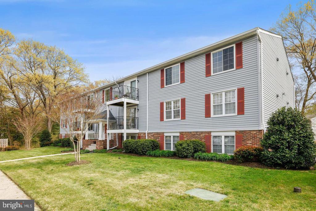 3503 Wedgewood Ct-Unit -M in Pasadena, MD - Building Photo