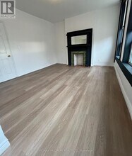 804 Queen St E in Toronto, ON - Building Photo - Building Photo