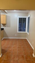 7218 Lockwood St-Unit -T7220 in Oakland, CA - Building Photo - Building Photo