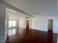 7901 Cameron St photo'