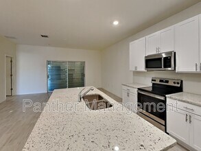 5226 Centennial Blvd in Lehigh Acres, FL - Building Photo - Building Photo