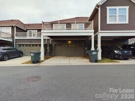 6624 Berewick Commons Pkwy in Charlotte, NC - Building Photo