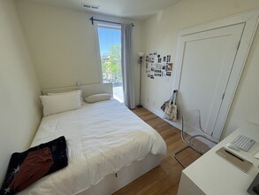 60 Cameron St, Unit 2 in Brookline, MA - Building Photo - Building Photo