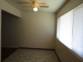 124 San Carlos Ct in Vacaville, CA - Building Photo - Building Photo