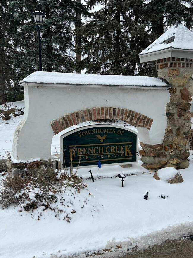 property at 36447 N Reserve Cir