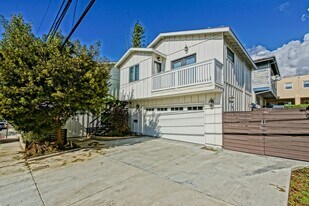 202 Whiting St in El Segundo, CA - Building Photo