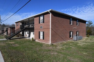 The Elena Apartment Homes in Newport, TN - Foto de edificio - Building Photo