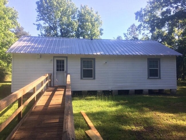 221 Bowen Loop in Cleveland, TX - Building Photo - Building Photo