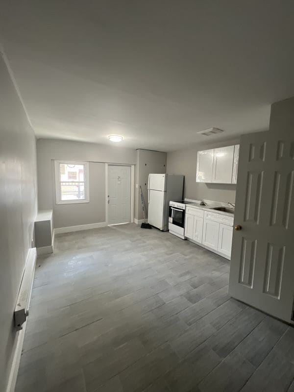 739 Tilden St, Unit 1 in Bronx, NY - Building Photo - Building Photo