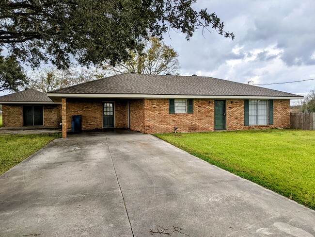 property at 1314 Duhon Rd