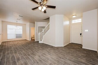 1007 Lamar Ave in Duncanville, TX - Foto de edificio - Building Photo