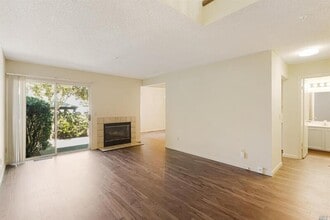 7 Meridian Cir in Rohnert Park, CA - Building Photo - Building Photo