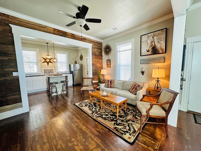104 4th St in Hot Springs, AR - Building Photo - Building Photo