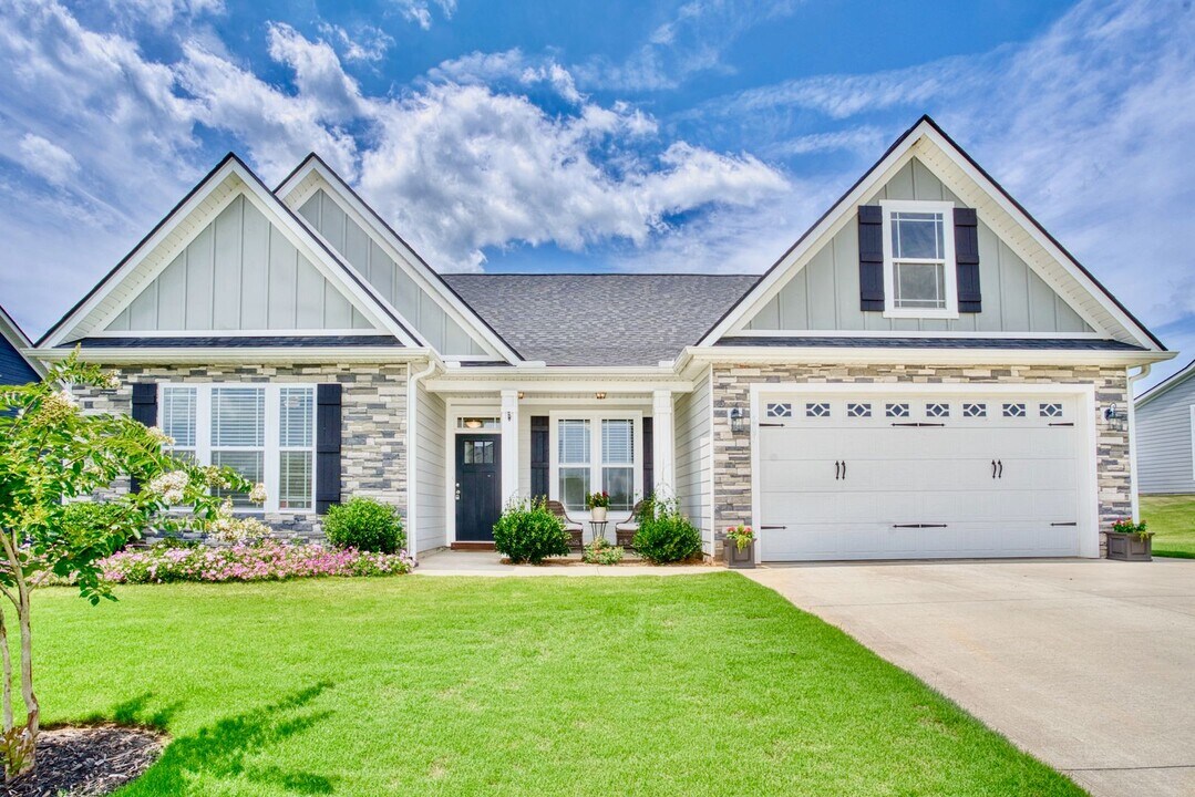 203 Rich Haven Ln in Greer, SC - Foto de edificio