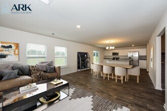 131 King Buck Dr in Gaston, SC - Foto de edificio - Building Photo