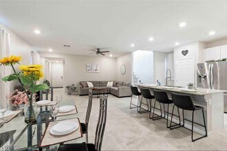 10367 Bears Outpost St in Las Vegas, NV - Building Photo - Building Photo