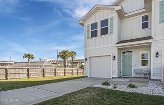 7450 Shadow Lake Dr in Panama City Beach, FL - Building Photo