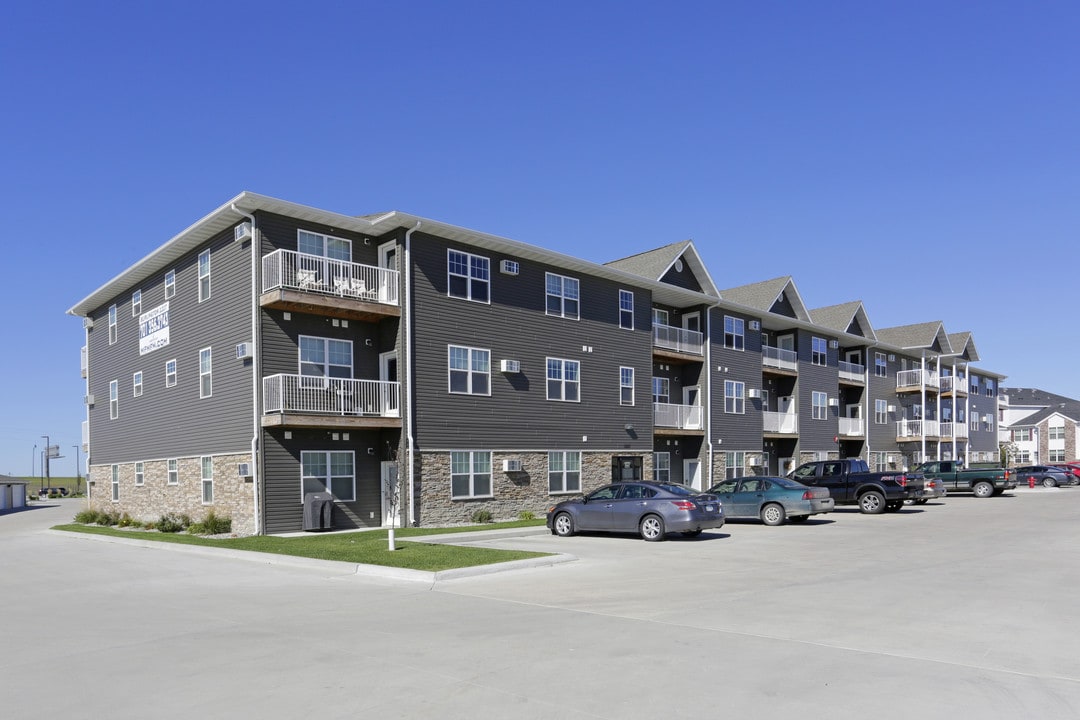 Burlington Apartments in West Fargo, ND - Building Photo