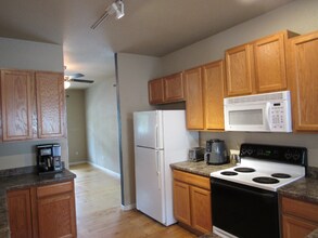 2168 St James Dr in Colorado Springs, CO - Building Photo - Building Photo