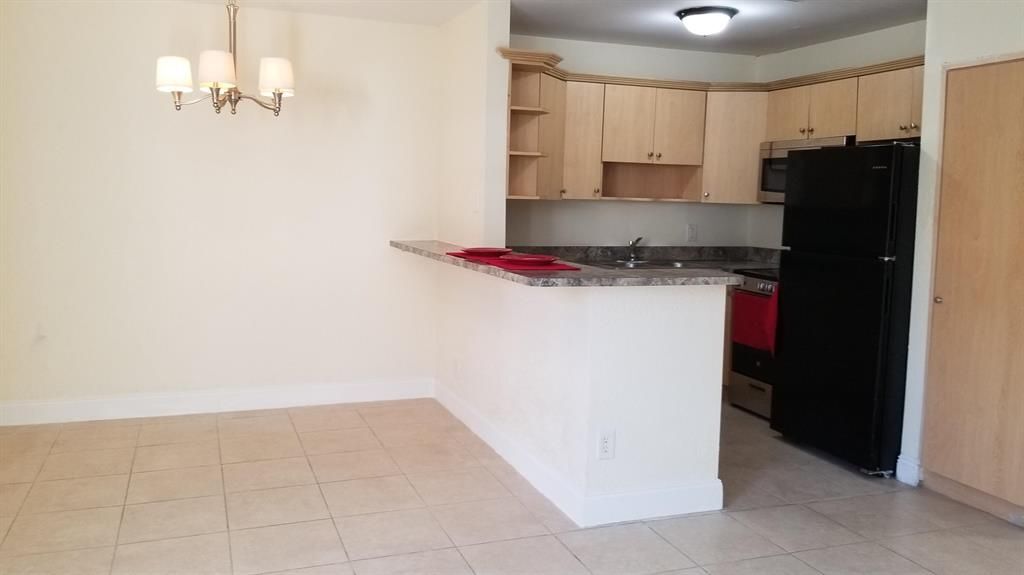 3029 NW 118th Dr in Coral Springs, FL - Building Photo