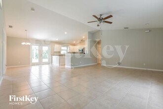 11940 Helicon Ave in Port Charlotte, FL - Building Photo - Building Photo