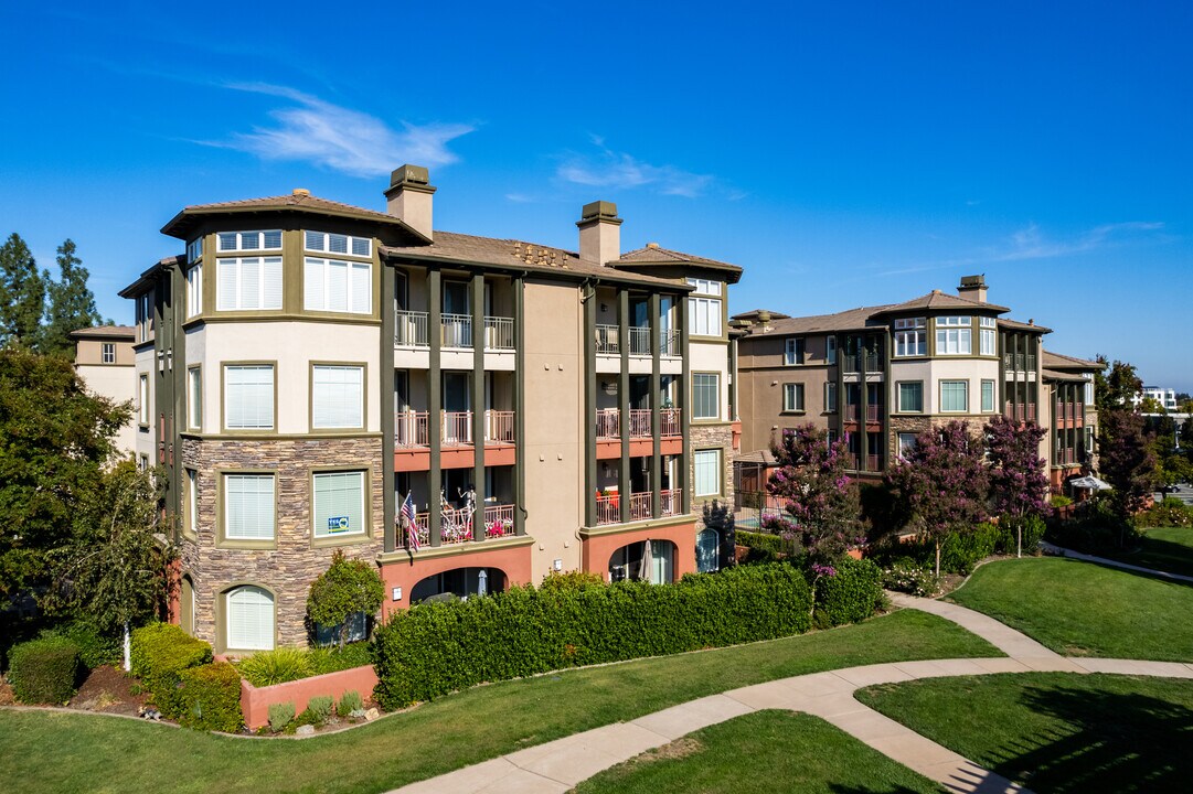 Regent on the Park in Walnut Creek, CA - Foto de edificio