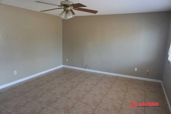 209 E Harding Ave in Bakersfield, CA - Building Photo - Building Photo