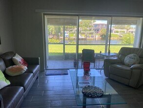 342 Southwind Dr in North Palm Beach, FL - Building Photo - Building Photo