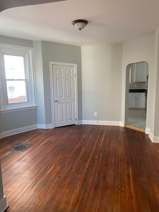 16 Victor Ave in Hamilton Township, NJ - Building Photo - Building Photo