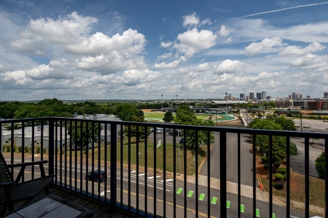 The Ellys in Birmingham, AL - Foto de edificio - Building Photo