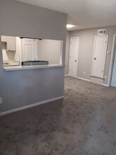Pinetree Place Apartments in Memphis, TN - Foto de edificio - Building Photo