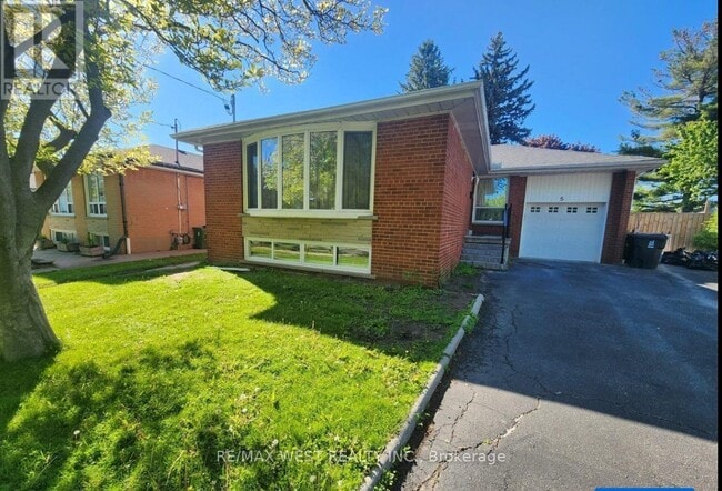 5 Ludgate Dr