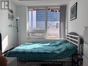 60 Berwick Ave in Toronto, ON - Building Photo - Building Photo