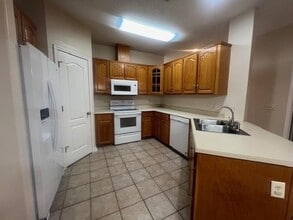 322 Stone Mill Dr in Brunswick, GA - Building Photo - Building Photo