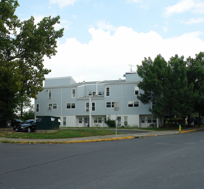 Hudson Terrace Apartments in Hudson, NY - Building Photo - Building Photo