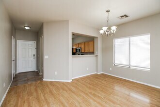 10457 E Birchwood Ave in Mesa, AZ - Building Photo - Building Photo